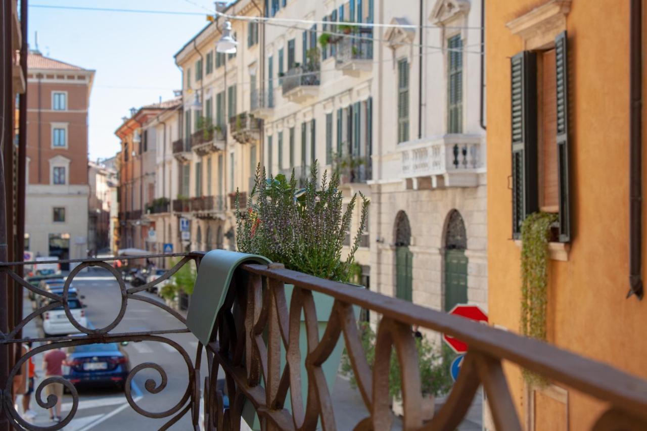 Domus Suites Verona Exterior foto